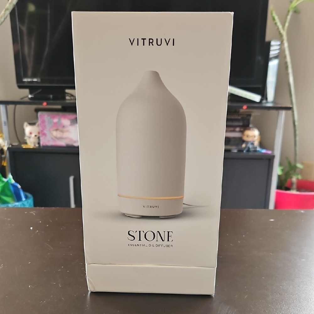 Vitruvi Stone Essential Oil Diffuser - White